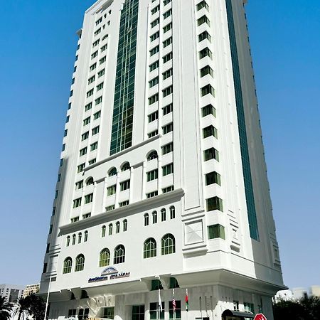 Howard Johnson By Wyndham Abu Dhabi Downtown Exterior photo